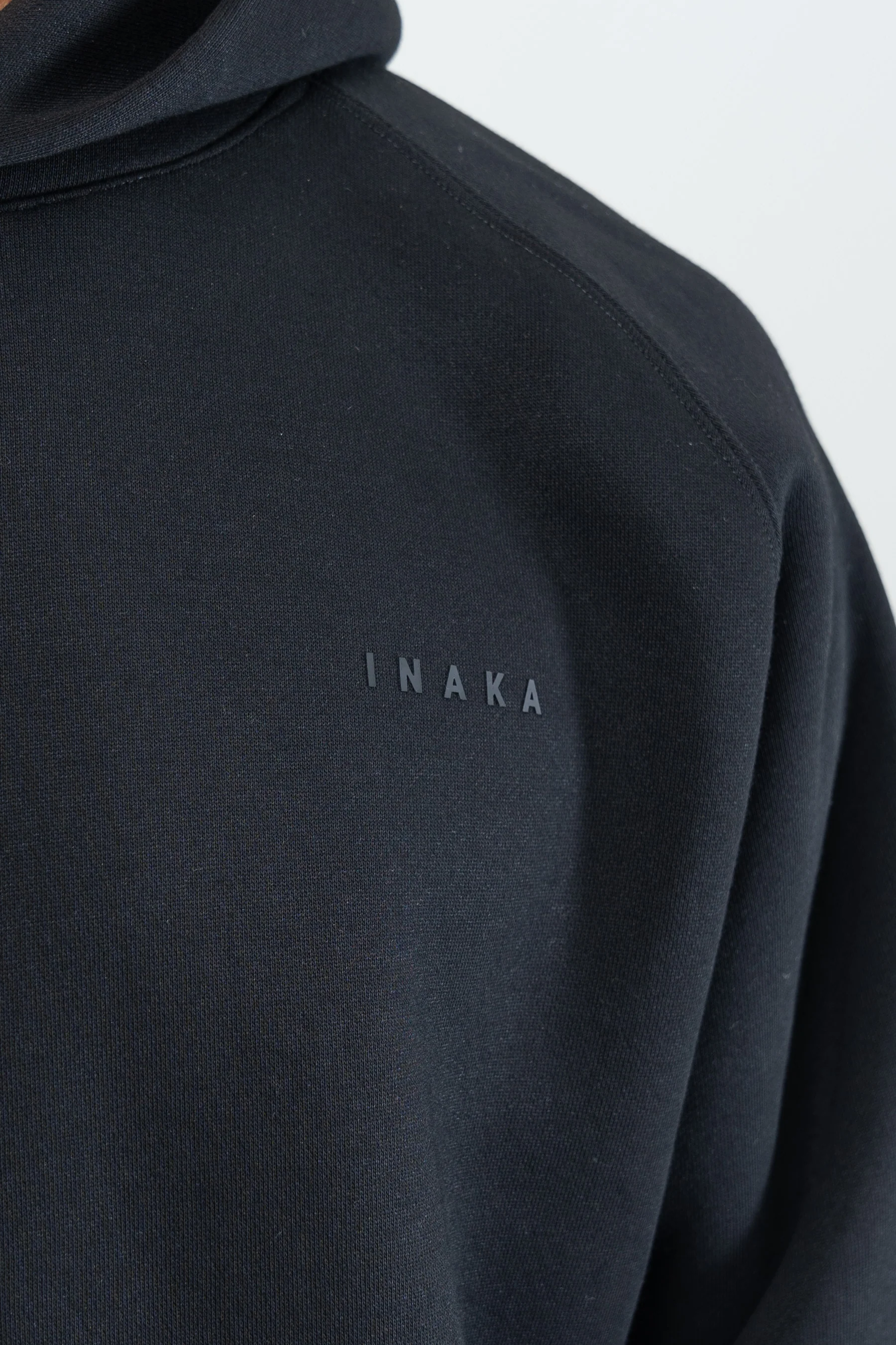 PERFORMANCE CLUB HOODIE - BLACK - Image 6