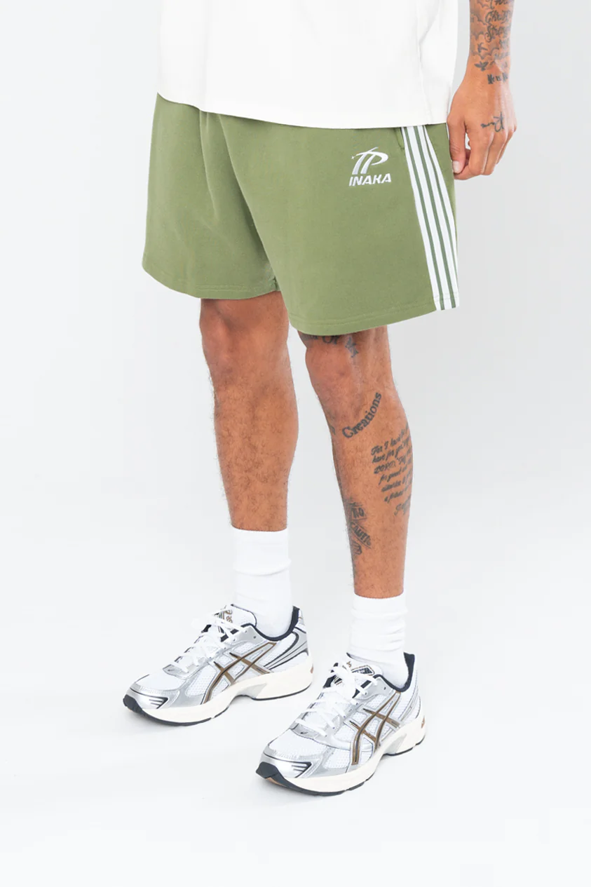 SPORTSWEAR SWEAT SHORTS - OLIVE - Image 6