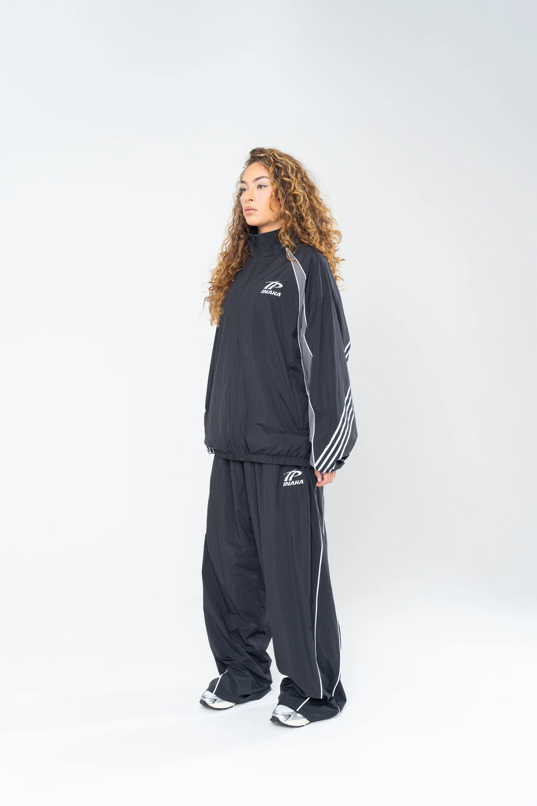 SPORTSWEAR TRACK JACKET - BLACK - Image 12