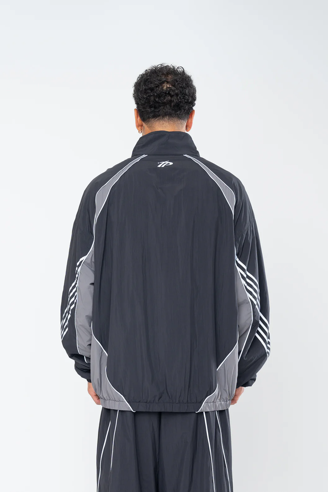 SPORTSWEAR TRACK JACKET - BLACK - Image 7