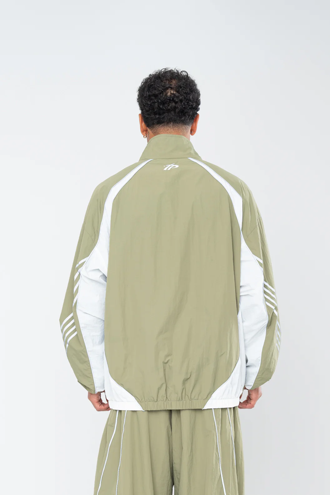SPORTSWEAR TRACK JACKET - BURNT OLIVE - Image 7